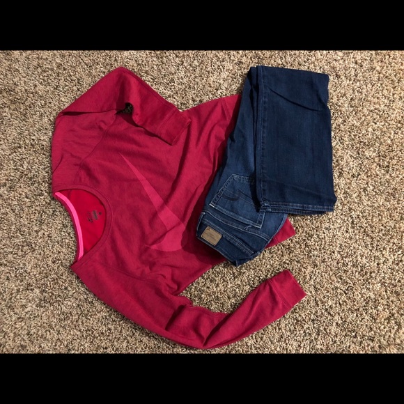 American eagle jeans & Nike sweatshirt